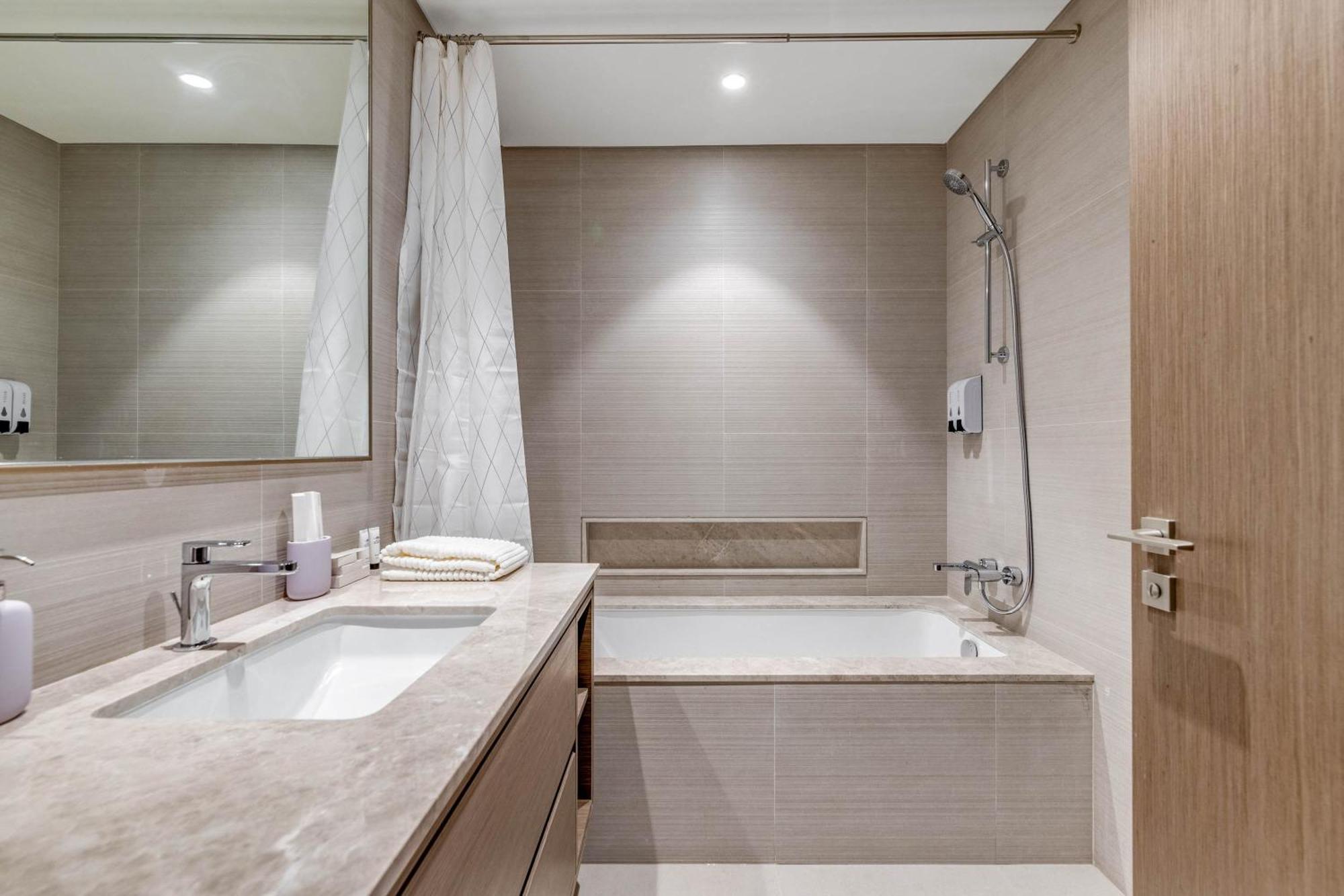 Apartment Knokey Luxury 1br - 5 Min Walk To Burj Khalifa & Mall & Fountain *
